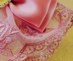 粉嫩蕾丝，甜美绽放 探索日韩风手工发饰的浪漫魅力